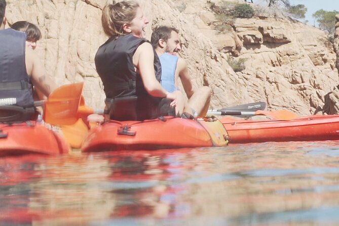 Costa Brava: Kayak, Snorkel, Photos, Lunch, Beach & Cliff Jump! - Leaving Barcelona beside the Arc de Triomf