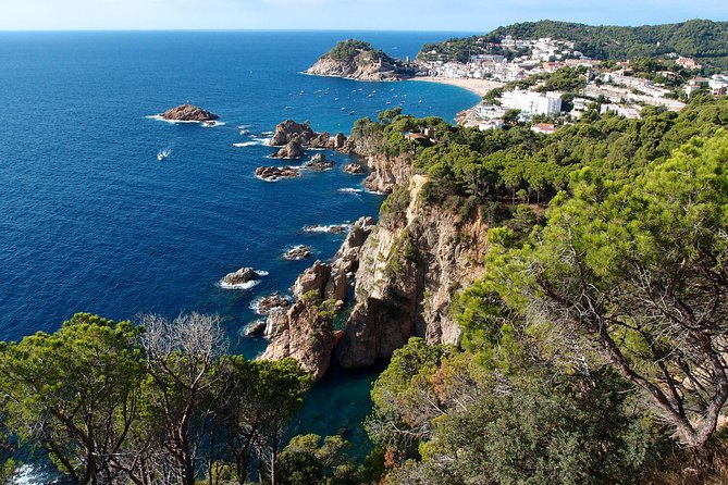 Costa Brava, Tossa de Mar Private Tour, hotel pick-up & Boat Ride - Who should book this Costa Brava day trip?