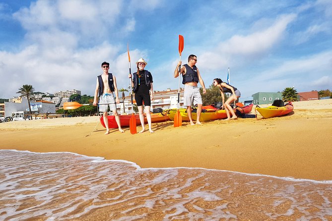 Costa Brava Tour with Kayak & Lagoon Snorkeling - What makes the guide important