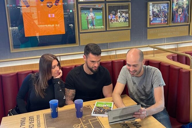 Discover Leo Messi's secrets at Barça Café - Camp Nou - The guide’s style and the value of first-hand access
