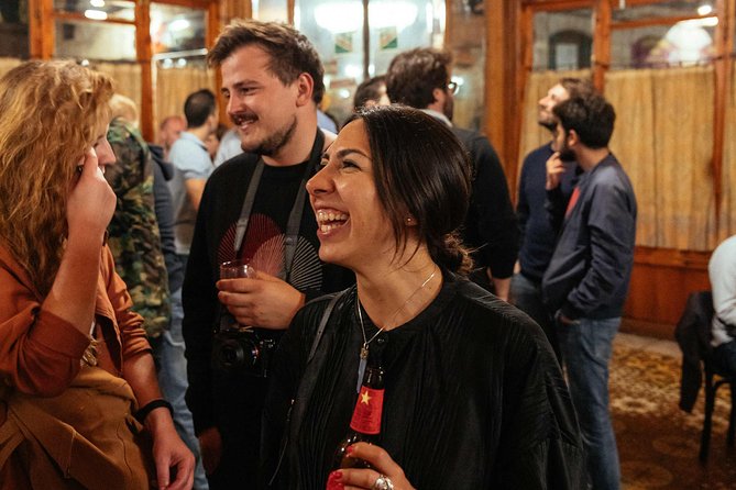 Drinks & Bites in El Born Private Tour - A private host changes the pace