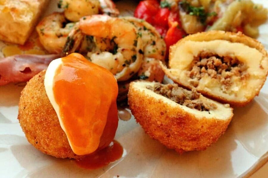 Eat Like a Catalan with a Local Guide - Finishing with a Catalan dessert