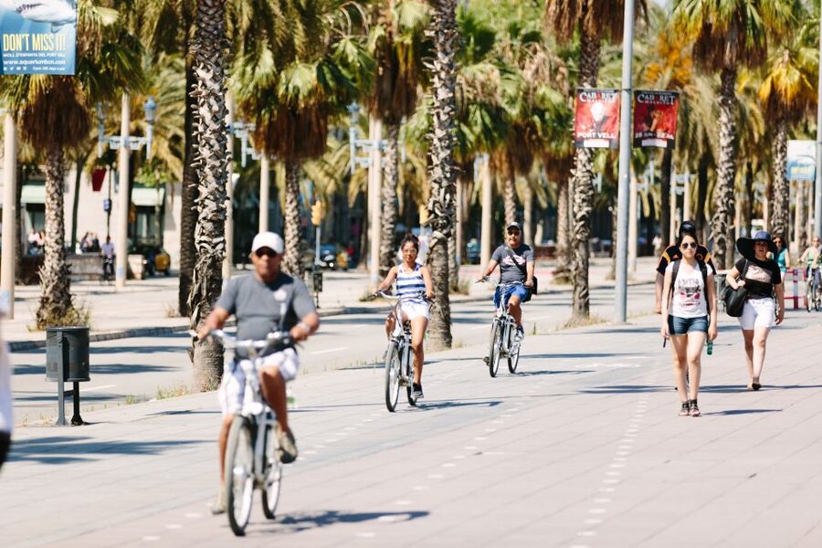 Electric Bike Tour of Montjuic and Barcelona - The climb to Montjuïc without the usual struggle