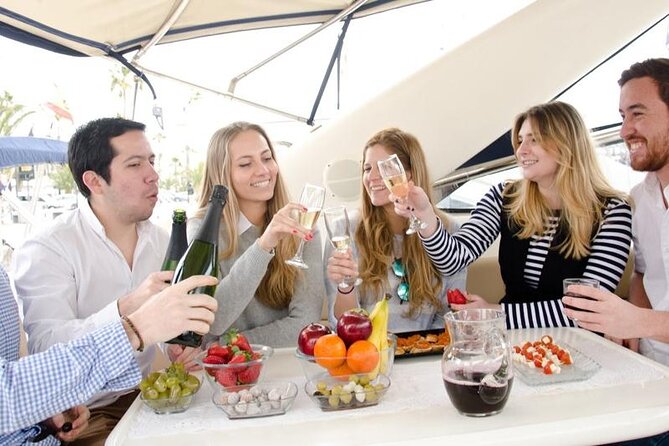 Exclusive Yacht Rental in Barcelona - Language, service, and special requests