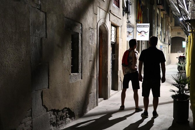 Explore hidden streets of Barcelona with a local - Mercat del Born and the story below the streets