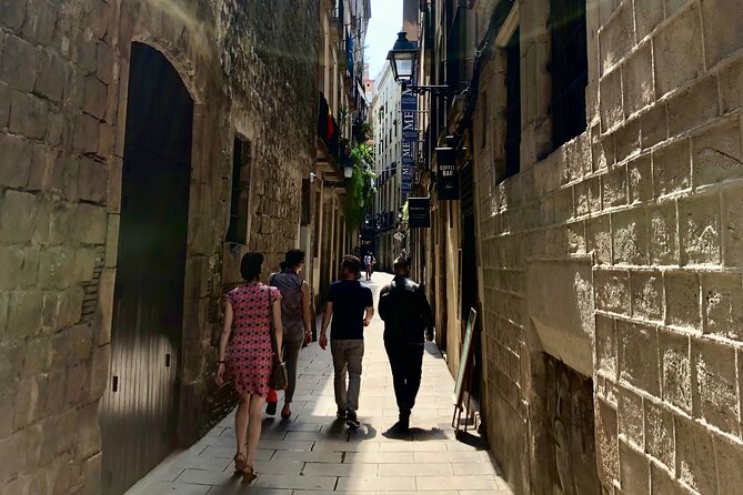 Explore hidden streets of Barcelona with a local - Private Tour - Picasso Museum and the smaller streets of El Born
