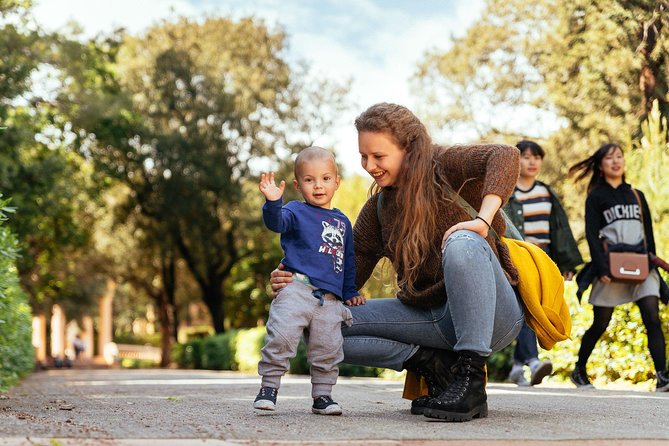 Family Friendly Barcelona Private City Tour - Why the guide matters more than the route