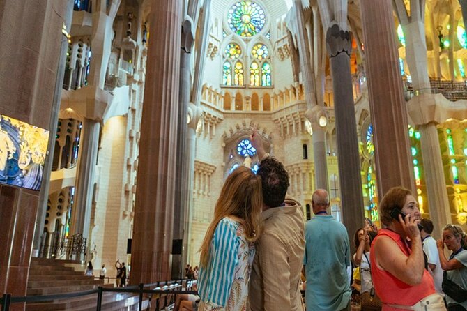 Fast Track Sagrada Familia Guided Tour - The façades and exterior details