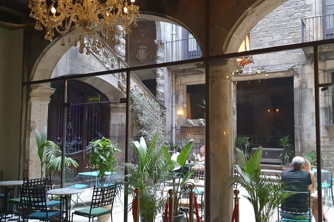 Flamenco Show at Dalmases Palace in Barcelona - Why the Palace Setting Matters