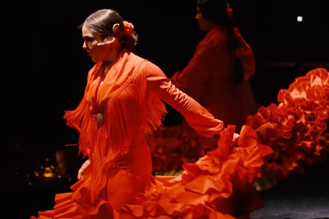 Flamenco Show Ticket at Theatre Barcelona City Hall - A compact flamenco show near Plaça de Catalunya