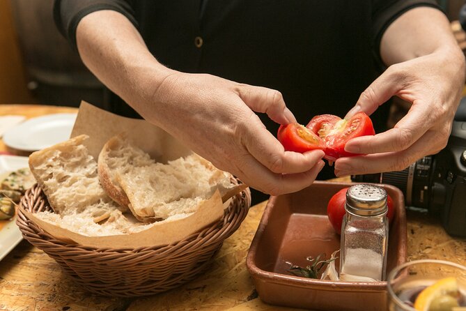 Food and Market Tapas Tour - A Final Drink at Bodega del Born