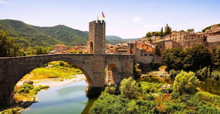 From Barcelona: Besalú & Medieval Towns Tour w/ Hotel Pickup - Why this day trip works from Barcelona