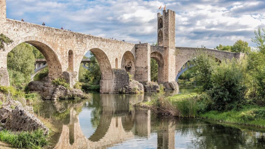 From Barcelona: Besalú & Medieval Towns Tour w/ Hotel Pickup - Vic: markets, churches, and Roman traces