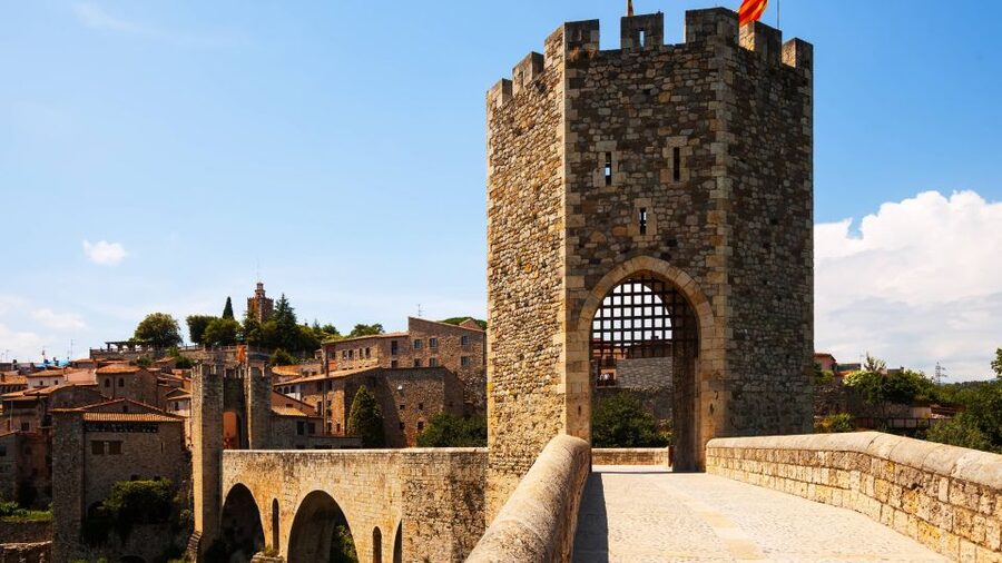 From Barcelona: Besalú & Medieval Towns Tour w/ Hotel Pickup - Santa Pau and the Garrotxa countryside