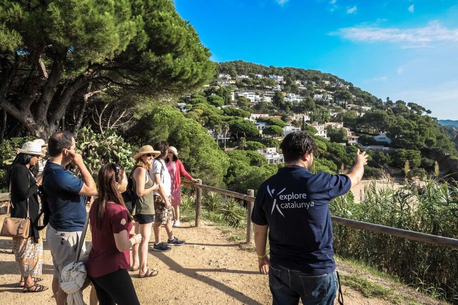 From Barcelona: Costa Brava Day Tour with Lunch - FAQ