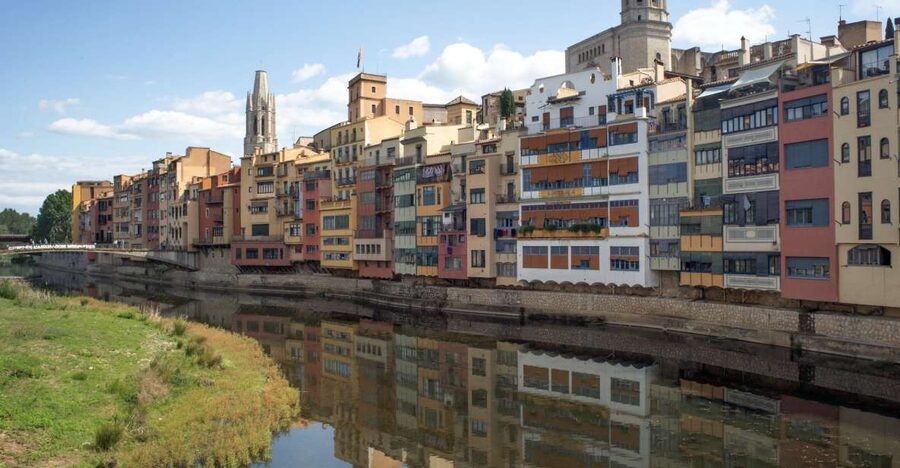 From Barcelona: Costa Brava & Girona Small Group Day Trip - The Costa Brava: cliffs, coves, and fishing villages