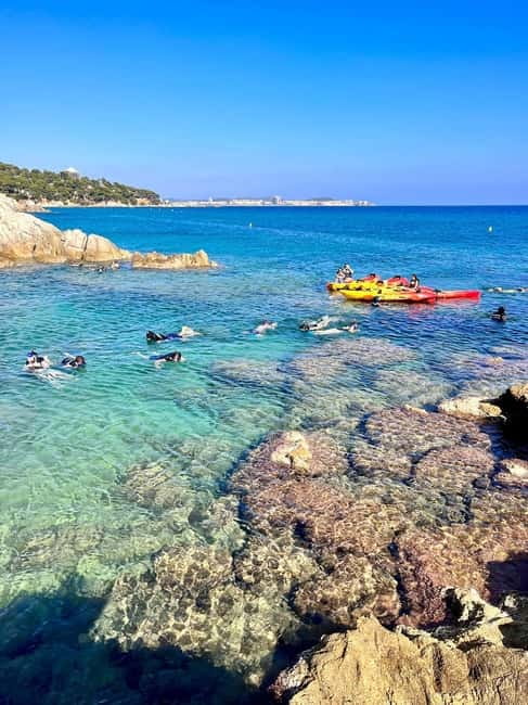 From Barcelona: Costa Brava Kayak & Snorkel Tour with Picnic - Snorkeling with the supplied equipment