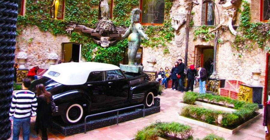 From Barcelona: Dalí Triangle and Cadaques Tour - Key points to know before you book