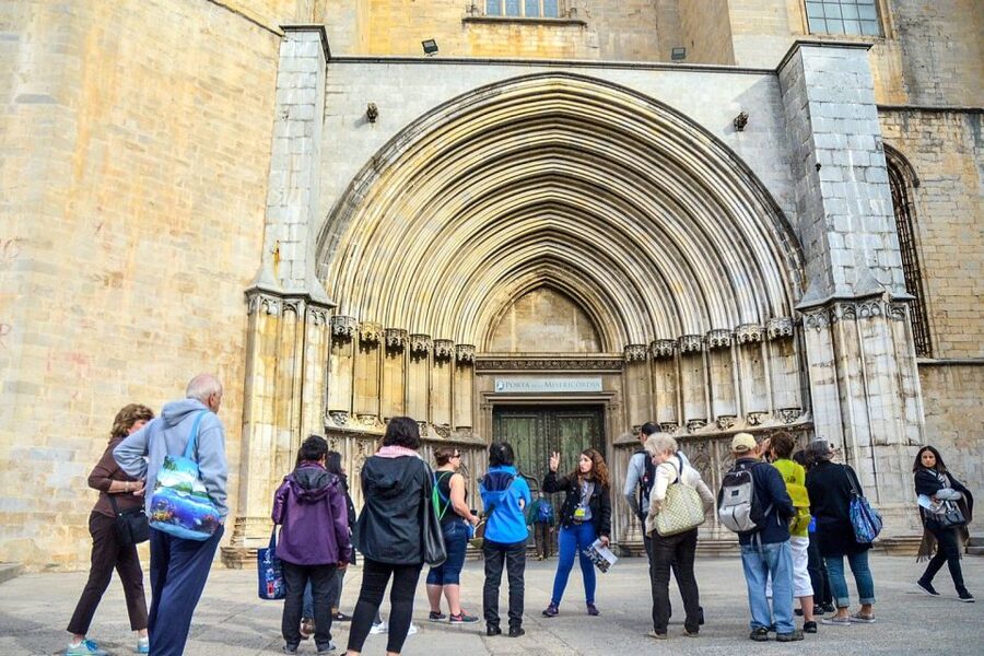 From Barcelona: Girona, Game of Thrones Tour - Walking the restored medieval walls