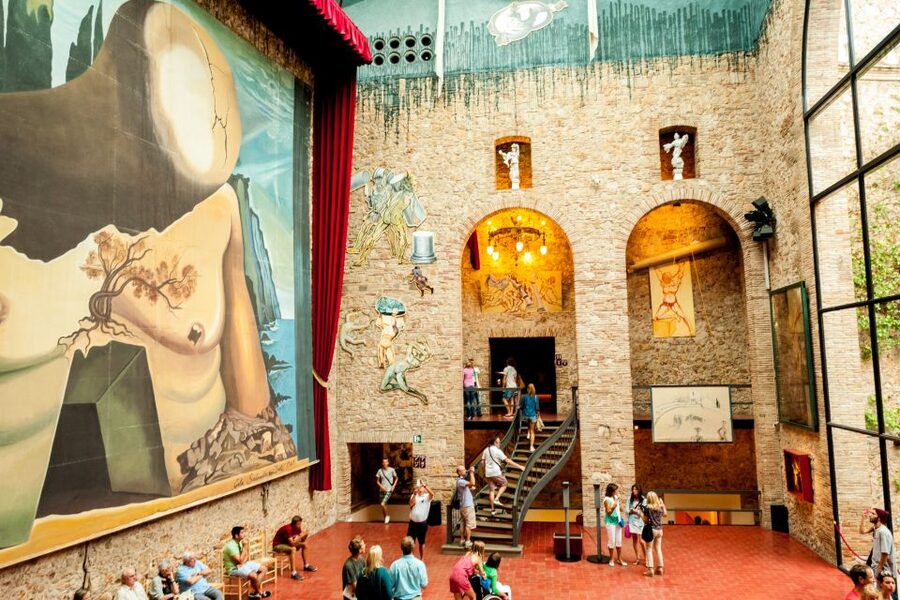 From Barcelona: Girona Guided Tour & Dalí Museum in Figueres - Why the museum can feel rushed