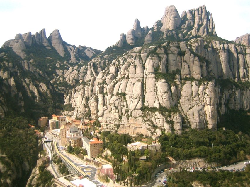 From Barcelona: Montserrat Full-Day Trip with Guided Hike - Picnic lunch with a mountain view