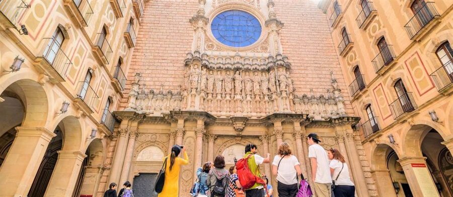 From Barcelona: Montserrat Monastery & Scenic Mountain Hike - The funicular ride and the high viewpoints