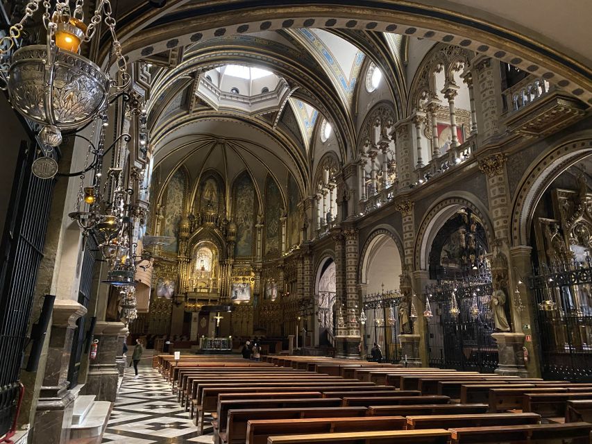 From Barcelona: Montserrat Monastery & Scenic Mountain Hike - Weather, timing, and what to pack