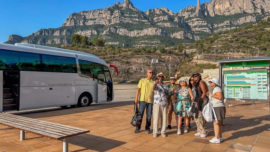 From Barcelona: Montserrat Tour, Rack Railway & Licor Taste - The tasting, and what you will actually drink