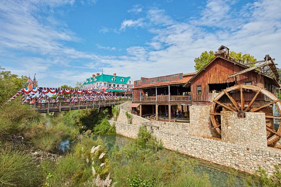 From Barcelona: PortAventura Theme Park Ticket & Transfer - Shows, parades, and the value of taking a break