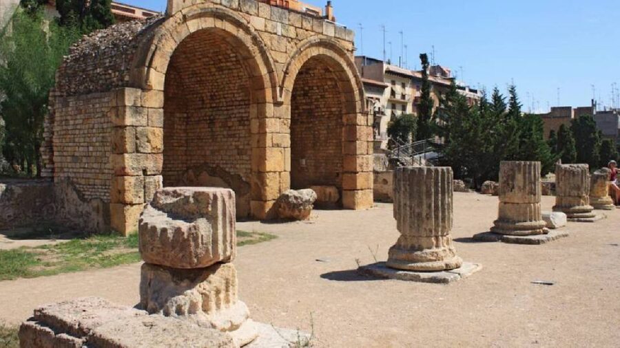 From Barcelona: Private Half-Day Tarragona Tour with Pickup - Central Market and the layers of city life