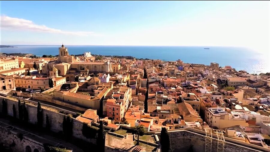 From Barcelona: Private Half-Day Tarragona Tour with Pickup - Mediterranean Balcony and the sea-side amphitheater