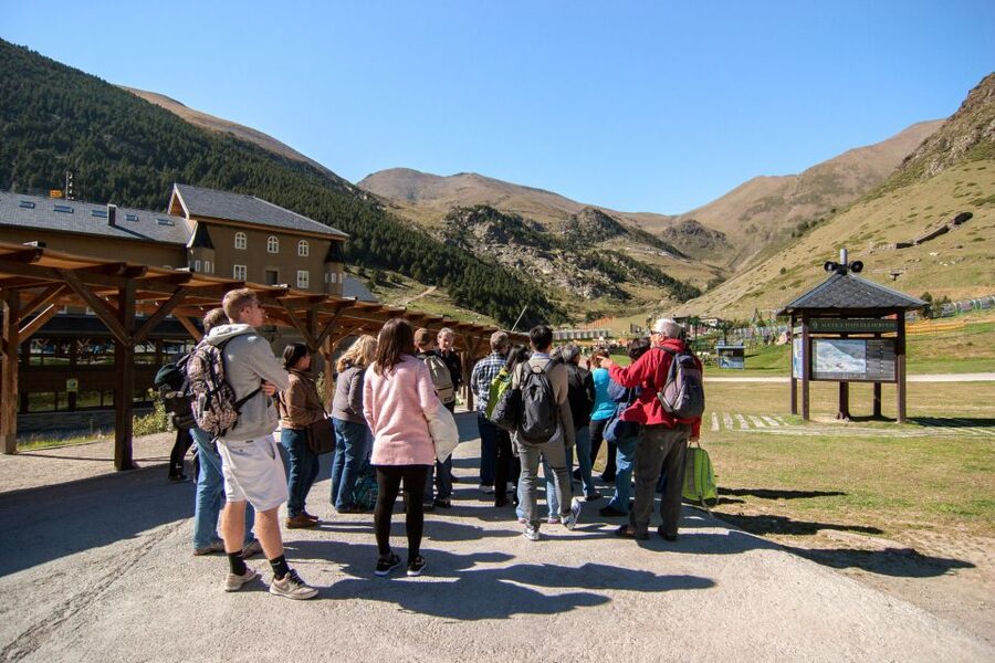 From Barcelona: Pyrenees Mountains Day Tour - Queralbs, a stone village above the valley