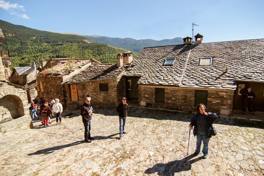 From Barcelona: Pyrenees Mountains Day Tour - Transport, timing, and the practical trade-offs