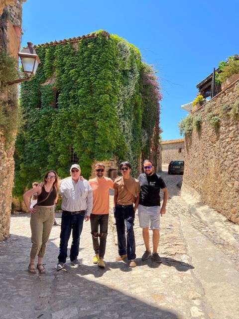 From Barcelona: Small Group to Girona and Costa Brava - Who should book this tour