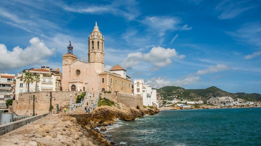 From Barcelona: Tarragona & Sitges Full Day Tour with Pickup - Key points to know before booking