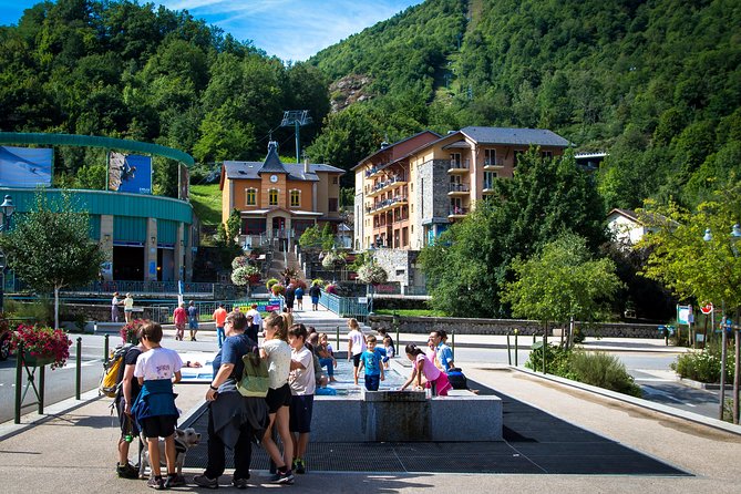 From Barcelona: The Original Andorra, France & Spain Day Trip - A short mountain stop before Andorra la Vella