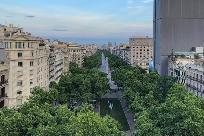 Gaudí and Barcelona Legends - Private Tour - Els 4 Gats, Gaudí, and young Picasso