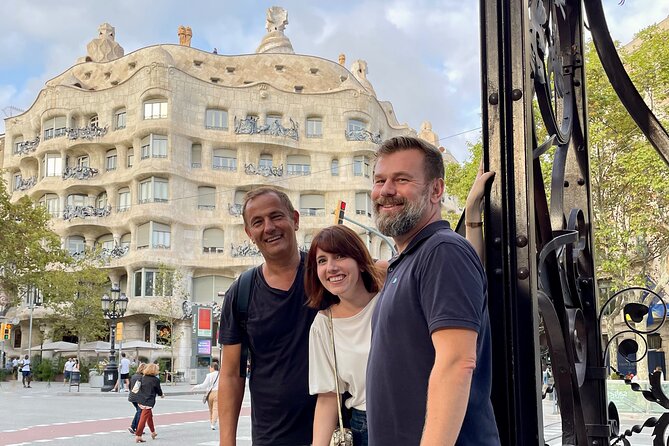 Gaudí and Barcelona Legends Walking Tour - Starting with Gaudí on Passeig de Gràcia