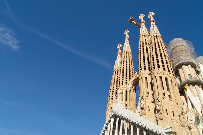 Gaudi and La Sagrada Familia Exterior Self-Guided Audio Tour - Why the offline feature matters