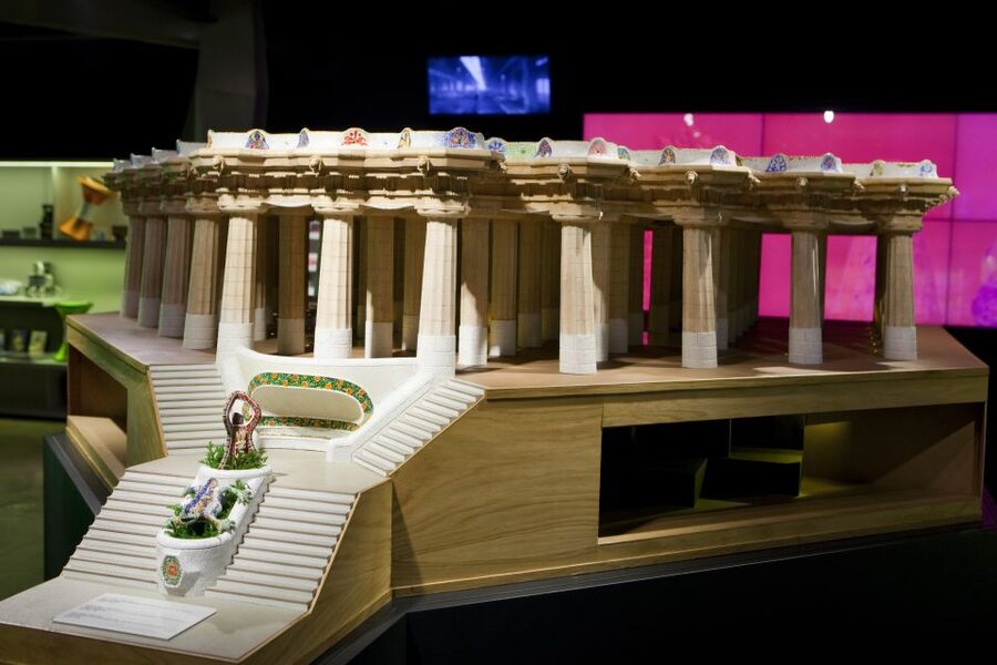 Gaudí Experiència Barcelona Admission Ticket - Who will enjoy it most?