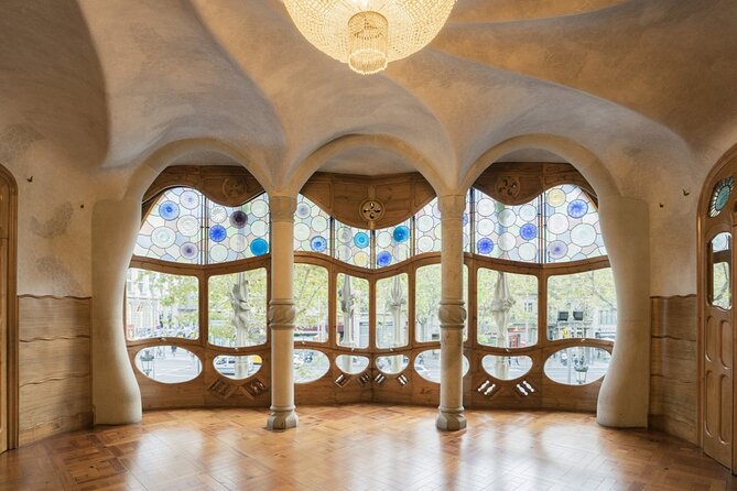 Gaudi Guided Tour: Casa Batllo, La Pedrera & Casa Vicens - Casa Vicens, Gaudí before the famous houses