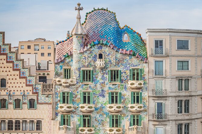 Gaudi Guided Tour: Casa Batllo, La Pedrera & Casa Vicens - What $124.96 buys you