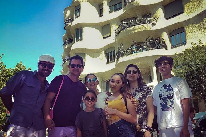 Gaudi houses Private Tour: La Pedrera & Casa Vicens Skip-the-Line - Passeig de Gràcia and Casa Batlló