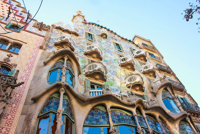Gaudi Private Tour with Sagrada Familia & Park Guell Tickets - Is $566.78 per person a fair deal?