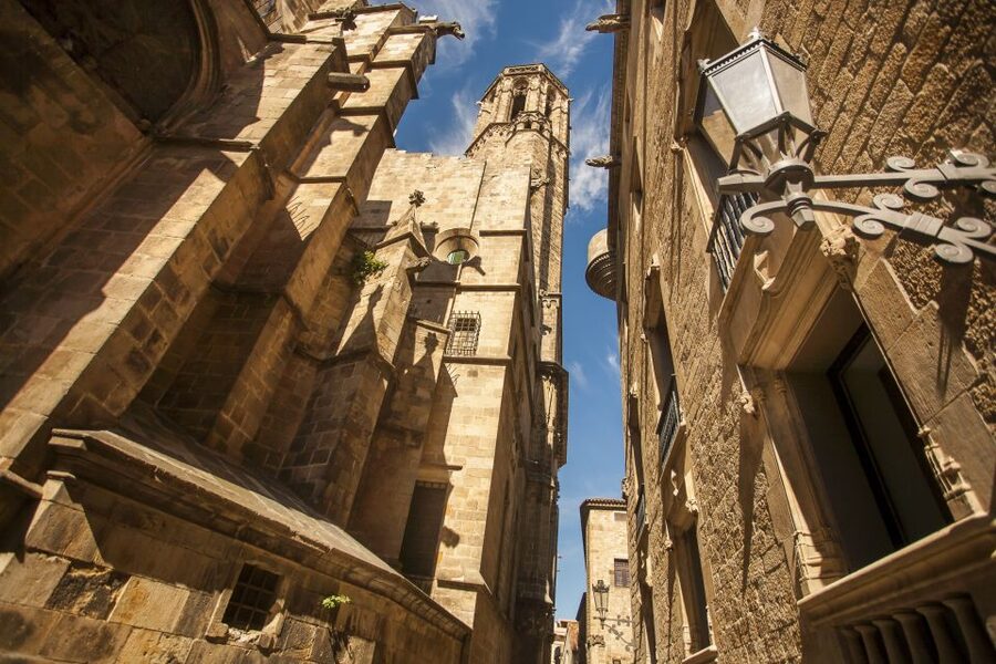 Gaudi's Barcelona 2-Hour Segway Tour with a Live Guide - La Monumental and the Modernisme connection