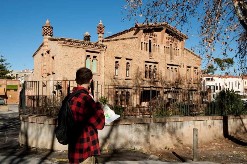 Gaudi's Crypt in Colonia Güell with Audioguide - Key points to know before you go