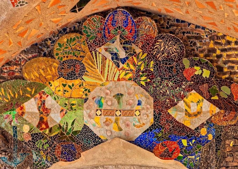 Gaudi's Crypt in Colonia Güell with Audioguide - The unfinished church and Gaudí’s working method