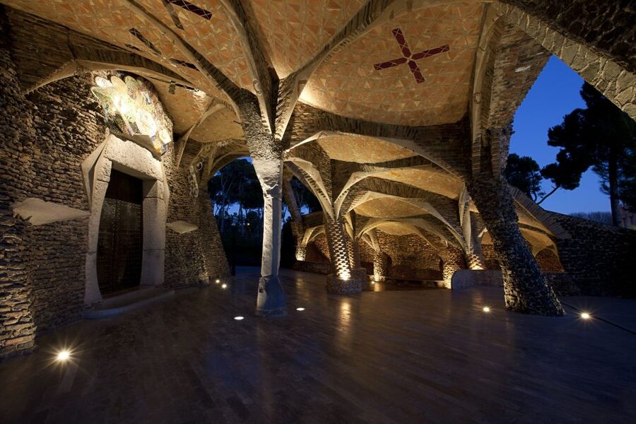 Gaudi's Crypt in Colonia Güell with Audioguide - Walking the streets of Colonia Güell