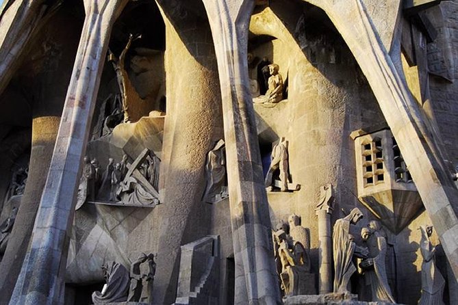 Gaudi's Modernist Legacy: Small Group Walking Tour - The Guides Make the Difference