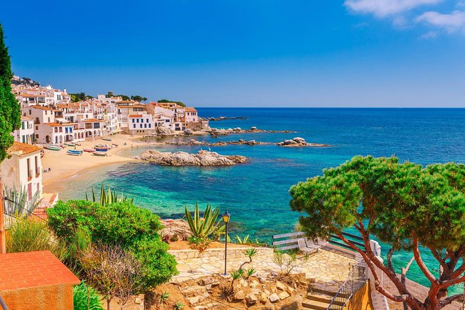 Girona and Costa Brava Private Tour with Pick-up from Barcelona - A long Catalan day made easier by private transport